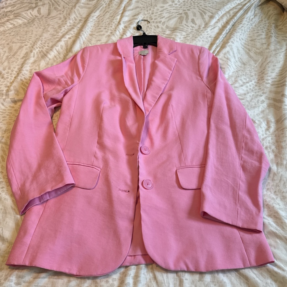 Pink women’s Blazer